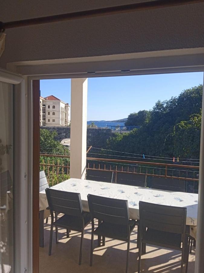 Apartman Gilan Seget Vranjica Exteriör bild